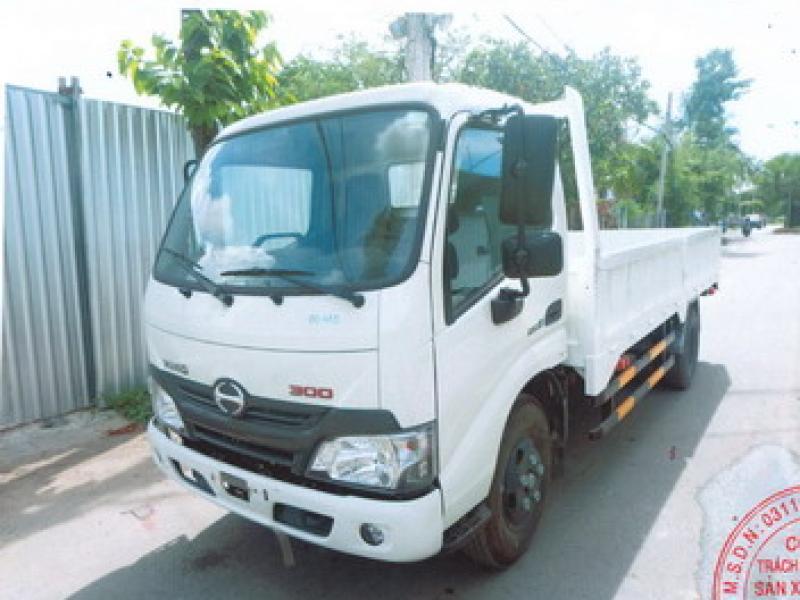 Xe tải Hino 1.9 tấn thùng lửng XZU650